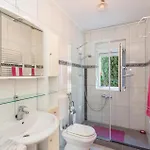 Appartement Three-bedroom In Podaca