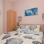 Three-bedroom In Appartamento *