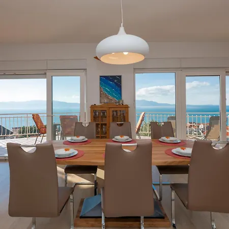 Stunning In With Kitchen Apartment
