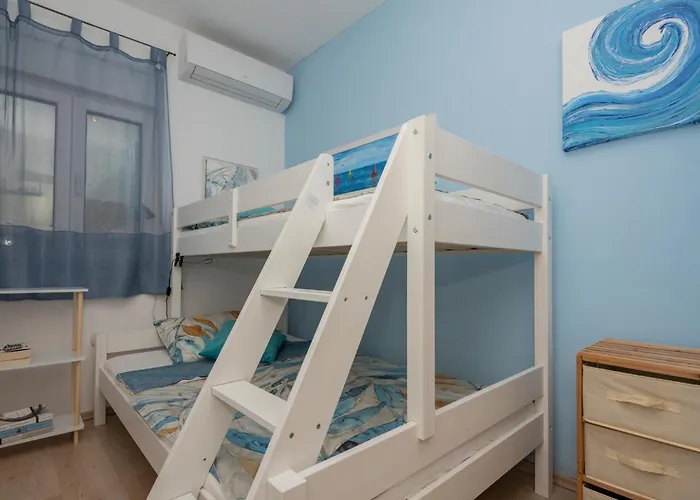 Three-bedroom In * Podaca