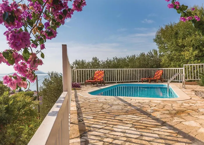 Three-bedroom In Podaca